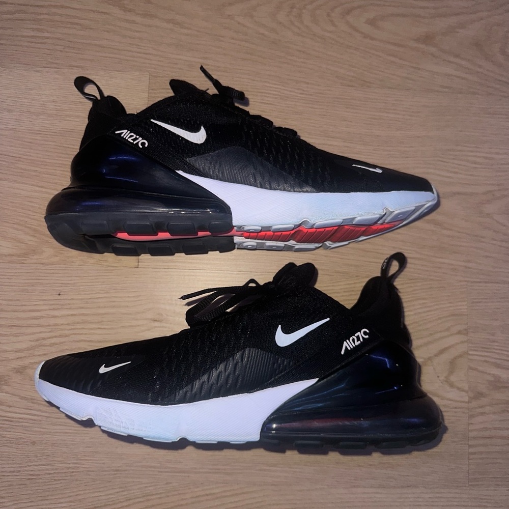 Nike Air Max 270